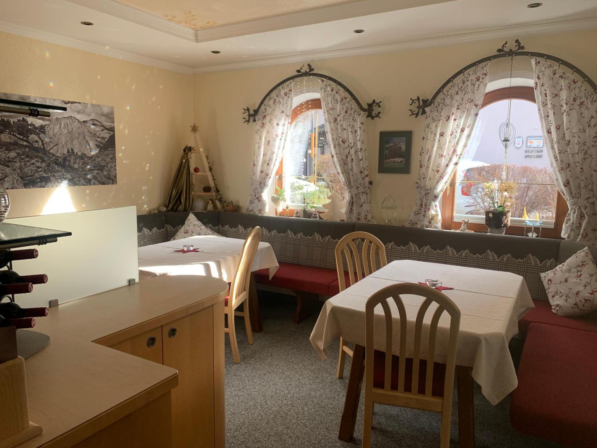 Gaestehaus Sissy Längenfeld Buitenkant foto