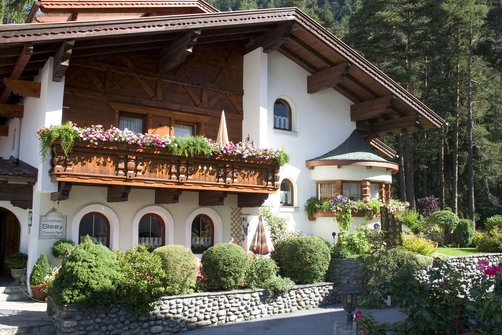 Gaestehaus Sissy Längenfeld Buitenkant foto