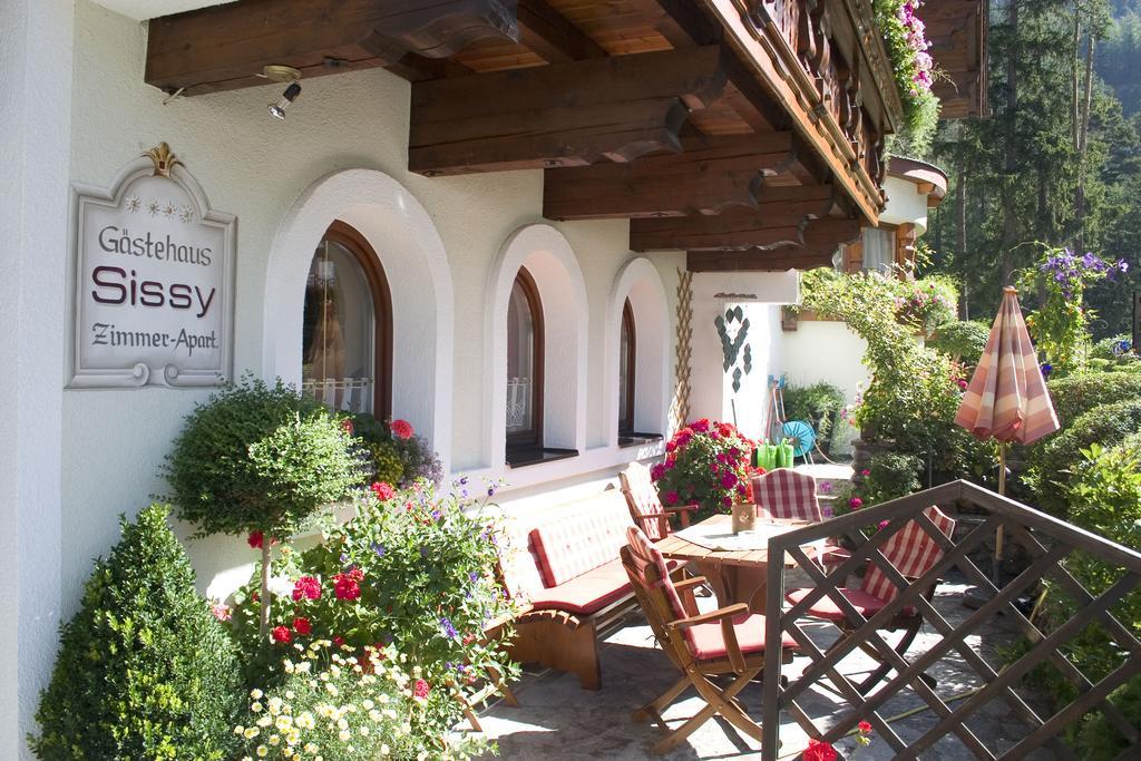 Gaestehaus Sissy Längenfeld Buitenkant foto