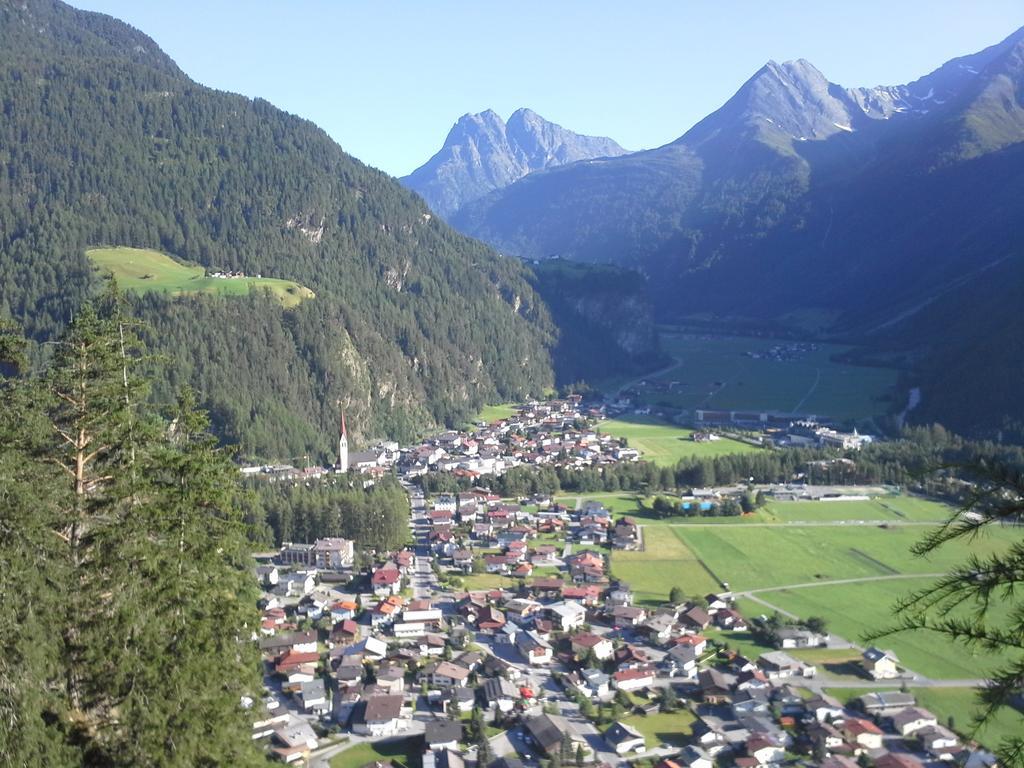 Gaestehaus Sissy Längenfeld Buitenkant foto